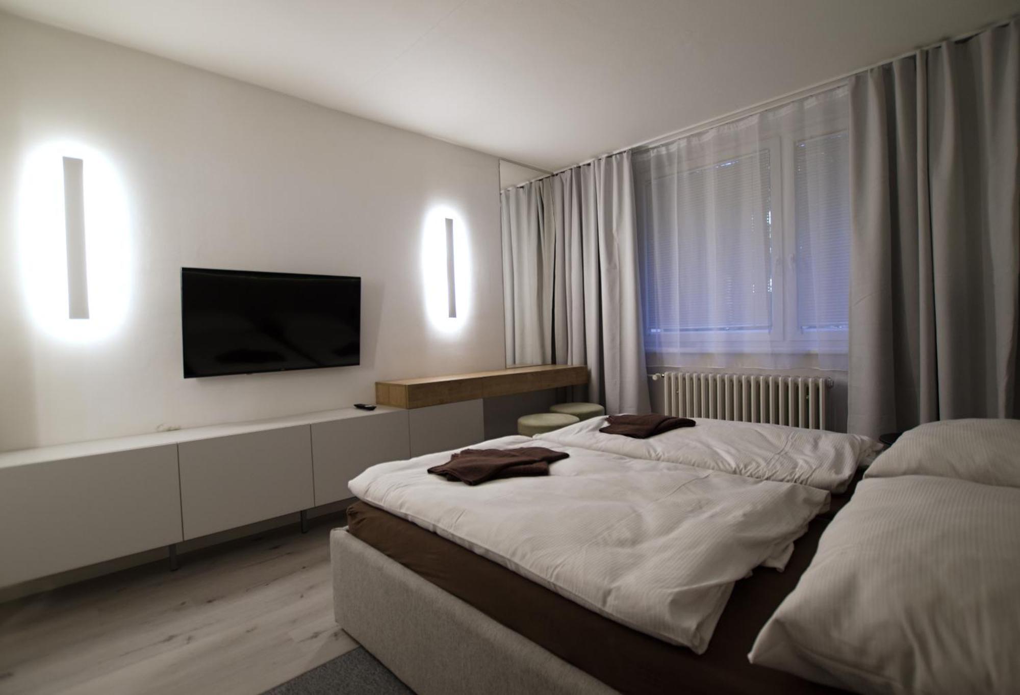 Koleje J.A.Komenského Brno Extérieur photo